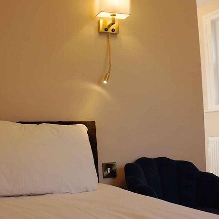 The Pier Hotel อีสต์บอร์น ภายนอก รูปภาพ